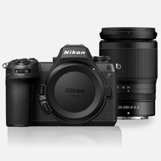Nikon Z6 III + 24-200 Kit